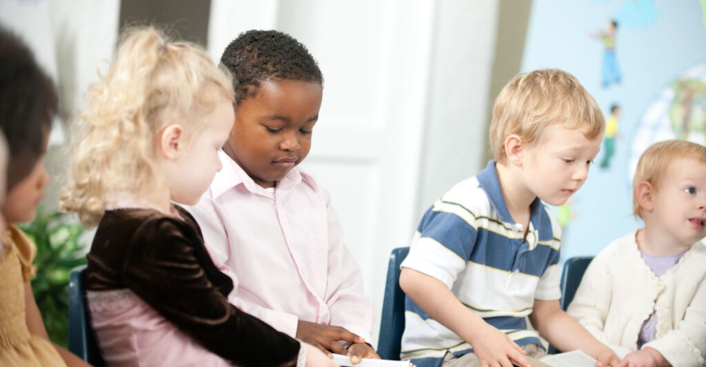 A group of children.